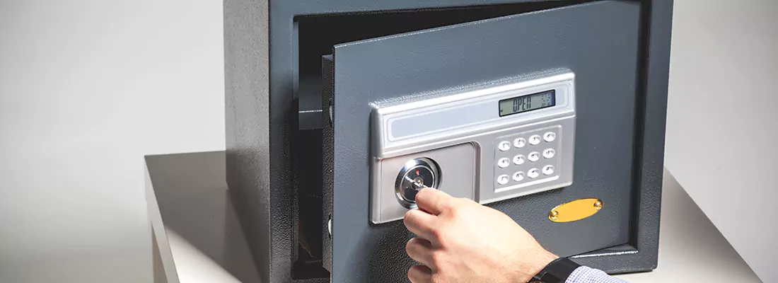 Safe Opening Repair in Country Walk